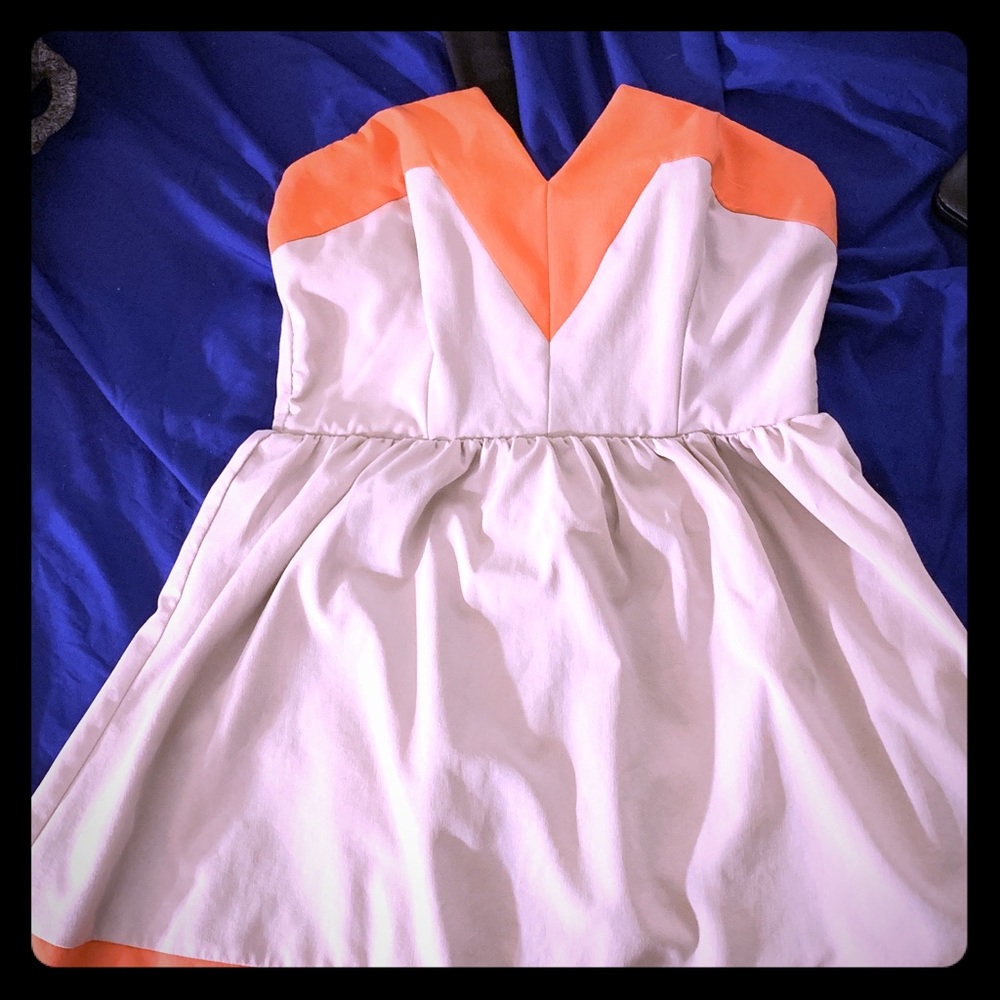 Short dress